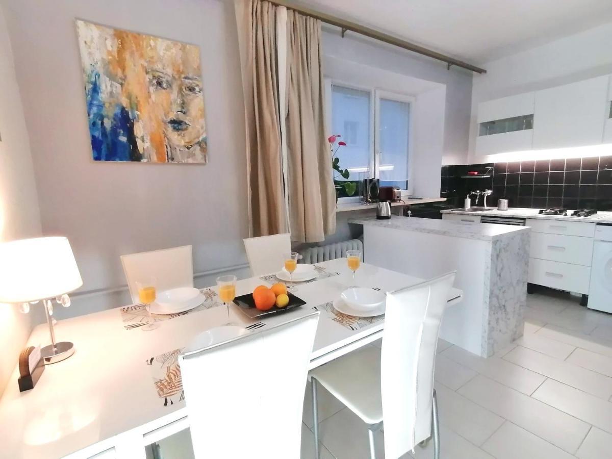 Metro Wilson Apartment *
