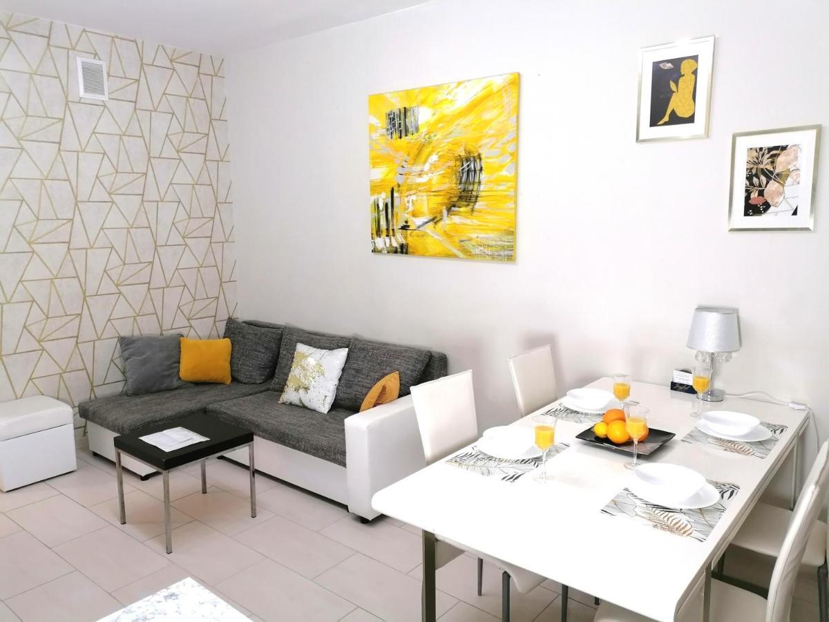 Apartment Metro Wilson Warsaw
